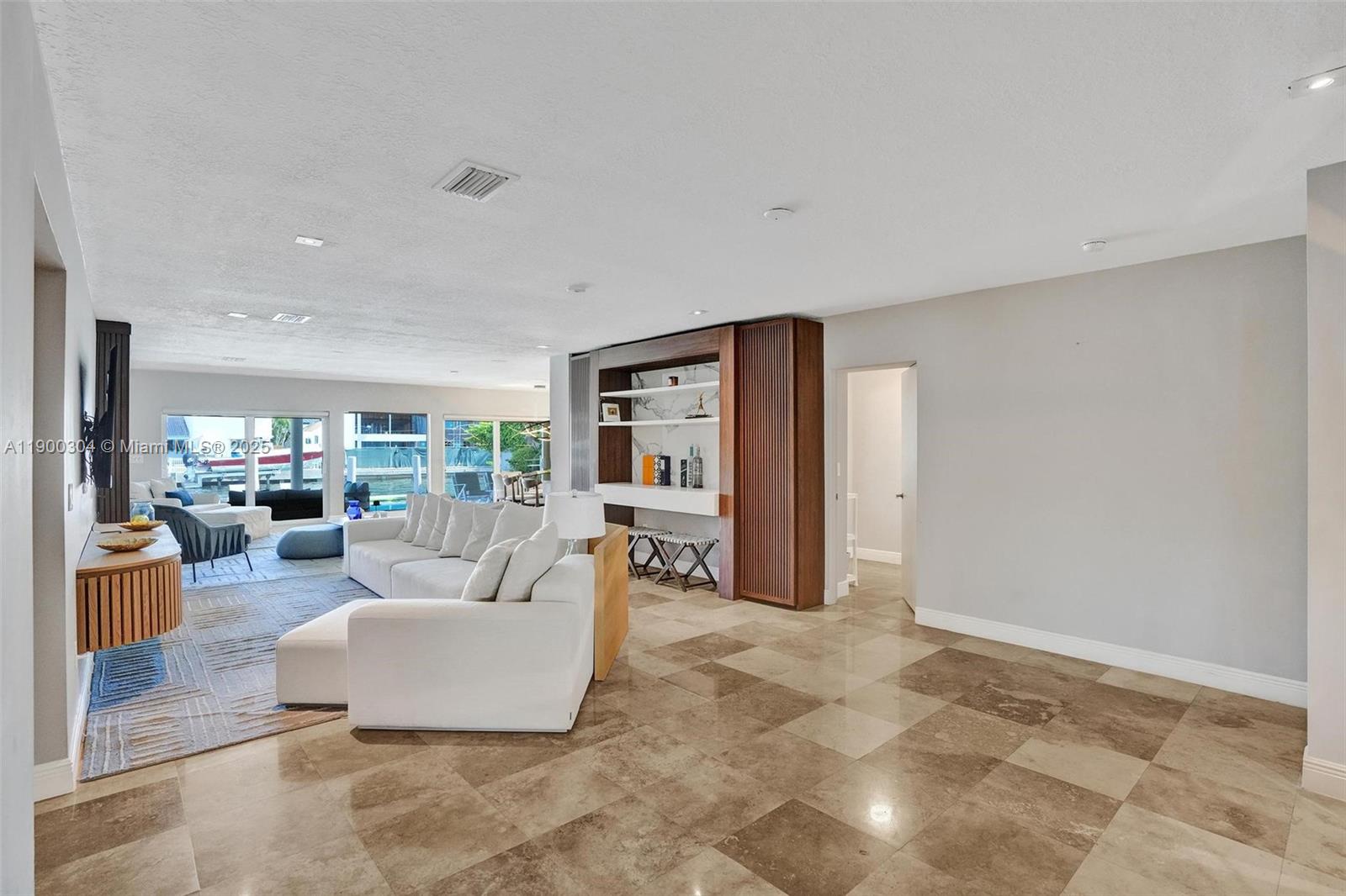 1935 NE 117th Rd North Miami, FL 33181