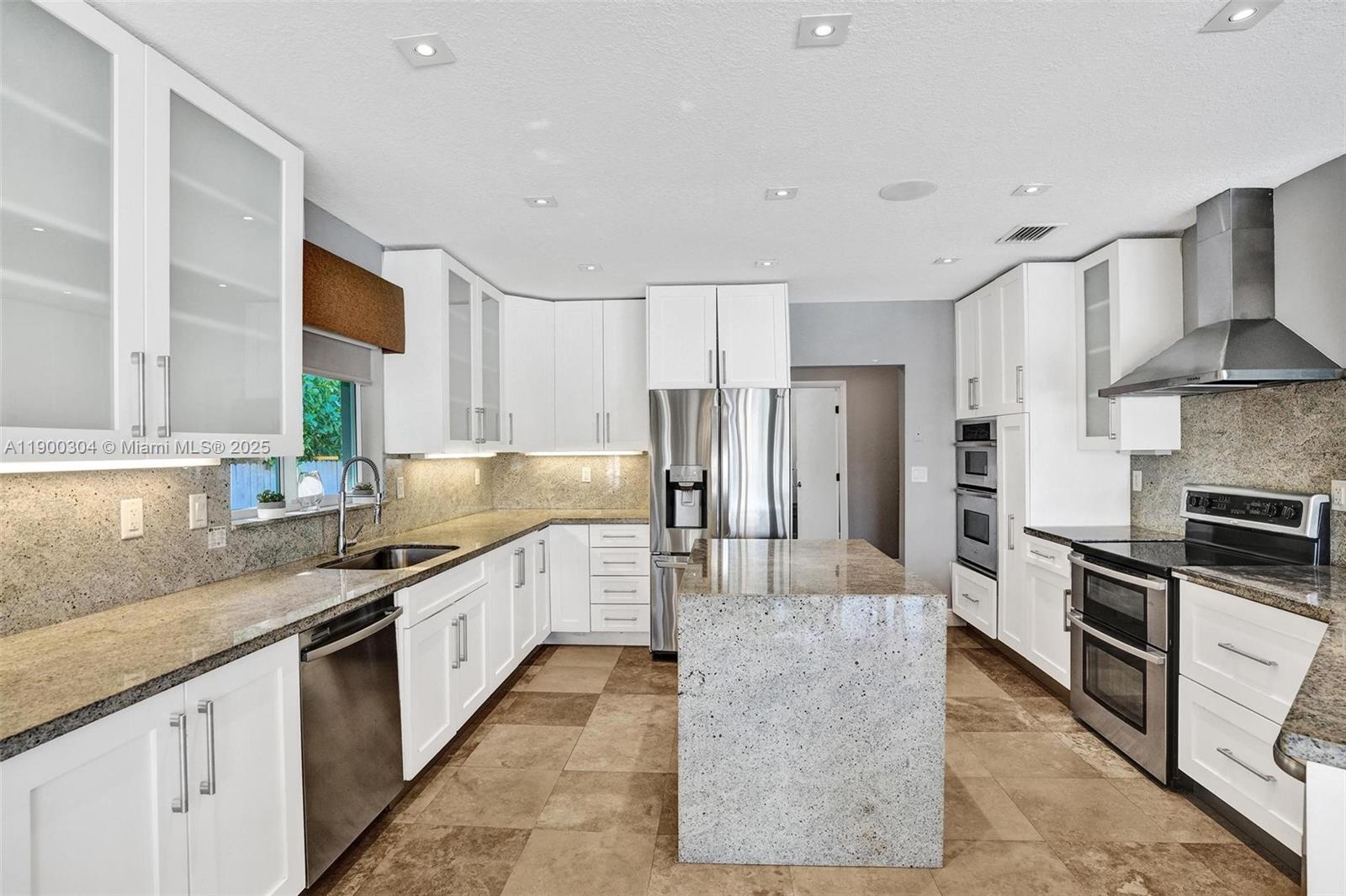 1935 NE 117th Rd North Miami, FL 33181