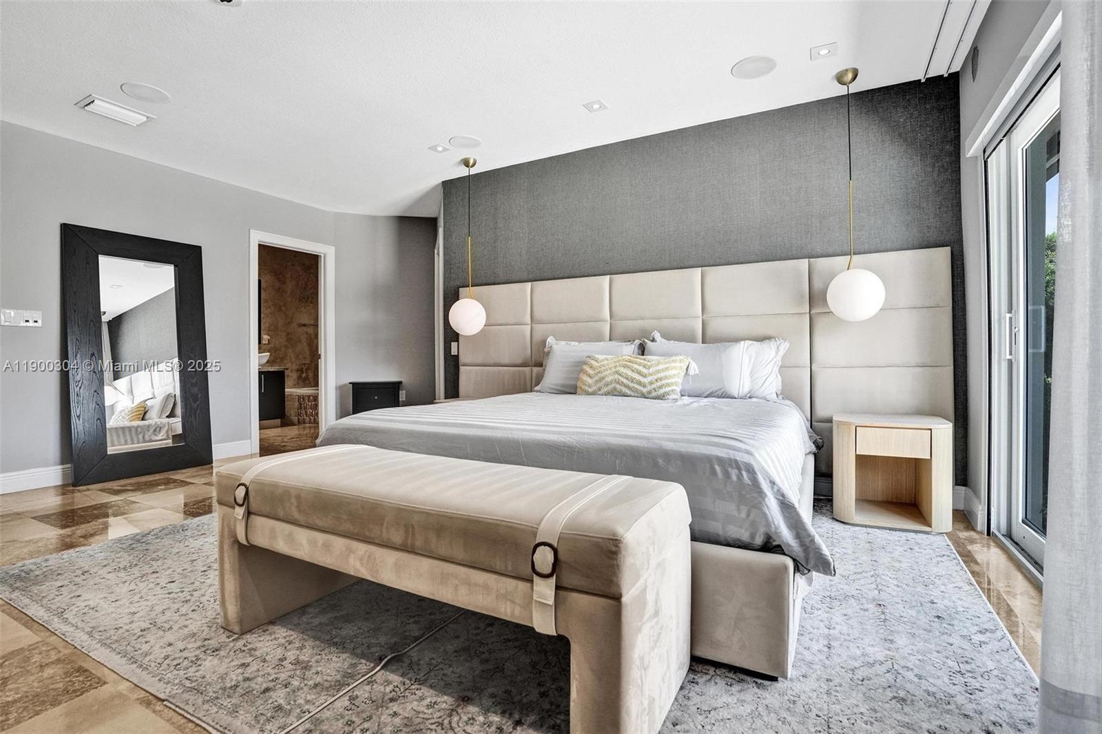 1935 NE 117th Rd North Miami, FL 33181