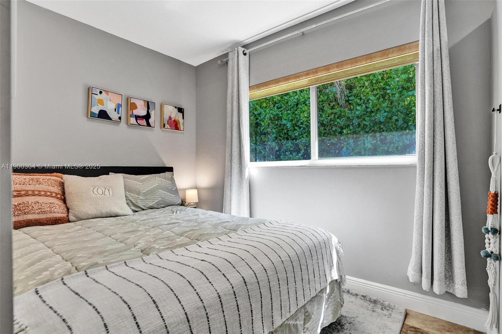 1935 NE 117th Rd North Miami, FL 33181