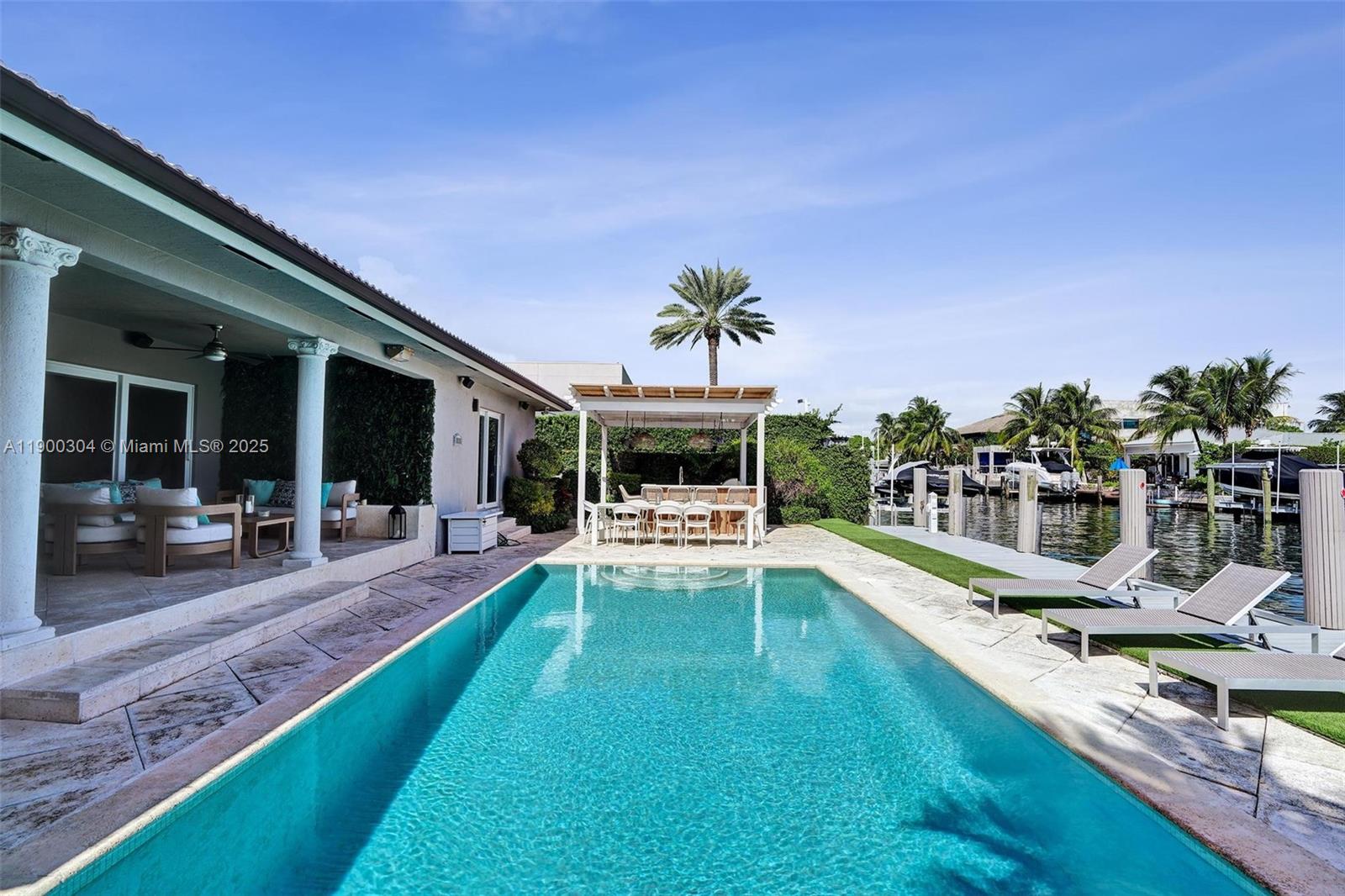 1935 NE 117th Rd North Miami, FL 33181