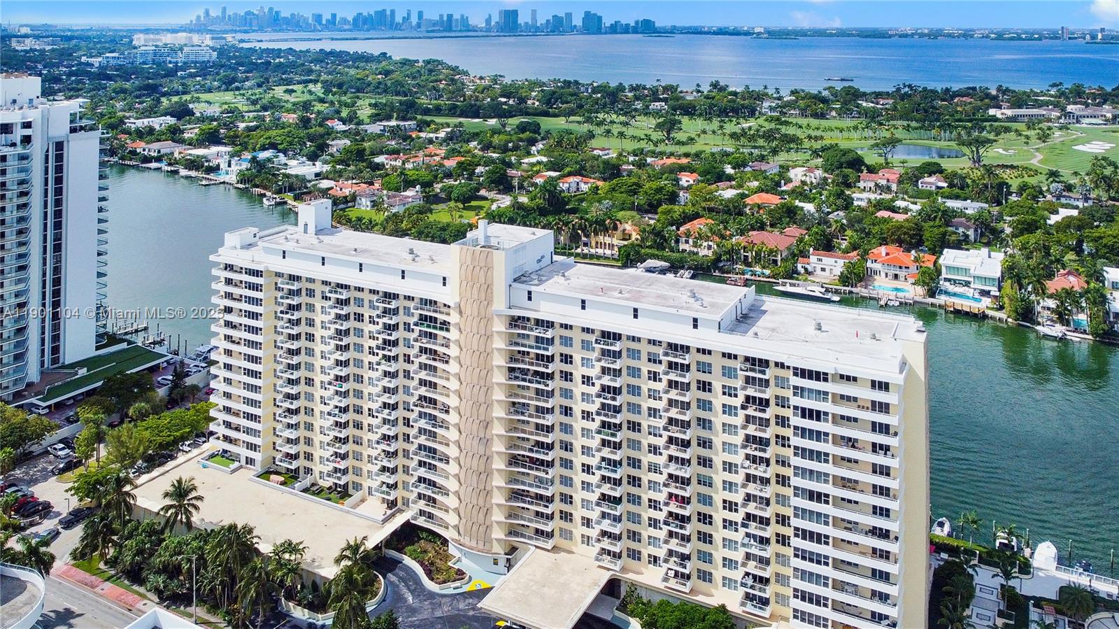 5600 Collins Ave #9E