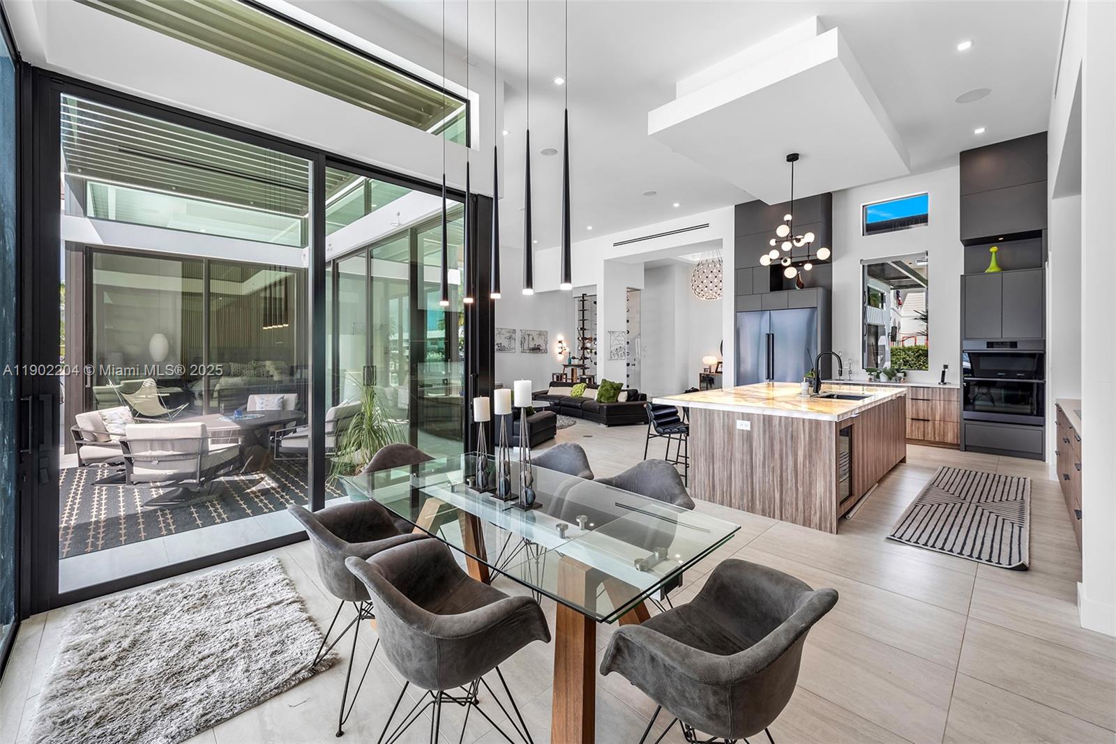 3701 NE 26th Ave #1 Lighthouse Point, FL 33064