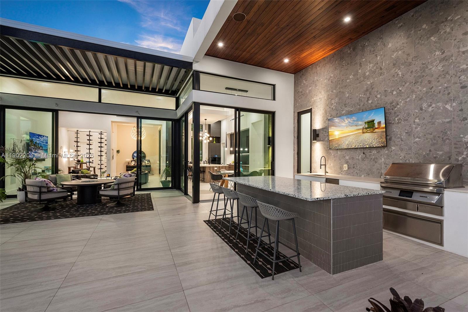 3701 NE 26th Ave #1 Lighthouse Point, FL 33064