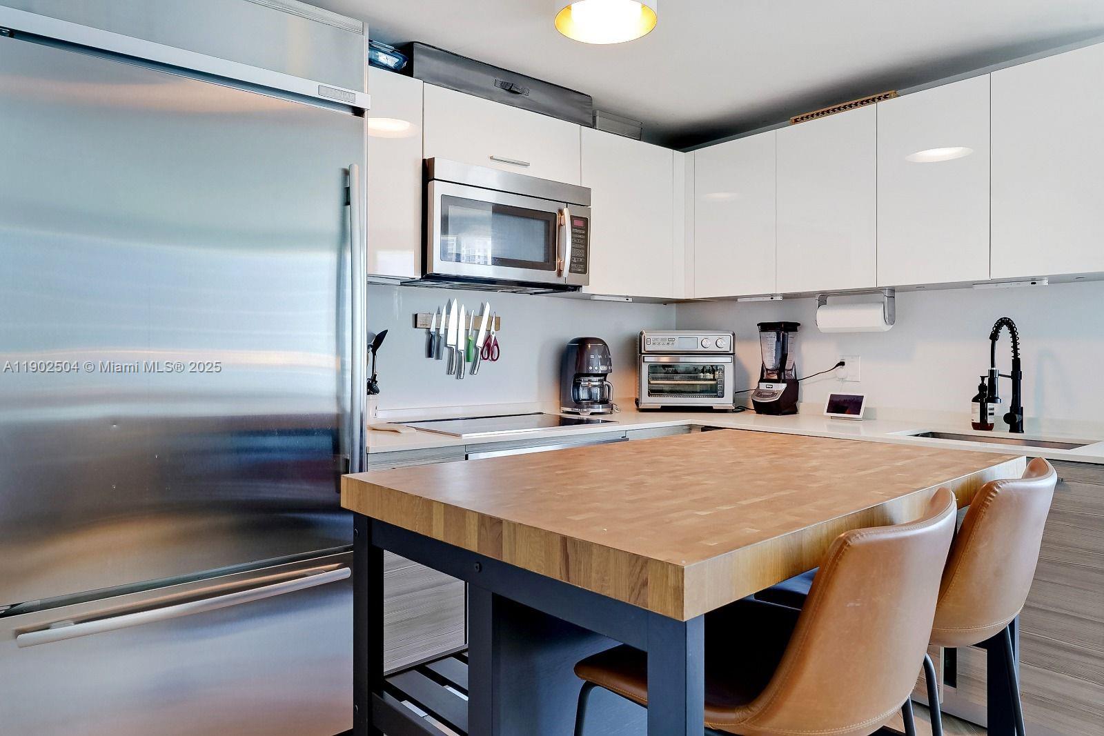 image Brickellhouse Condo3