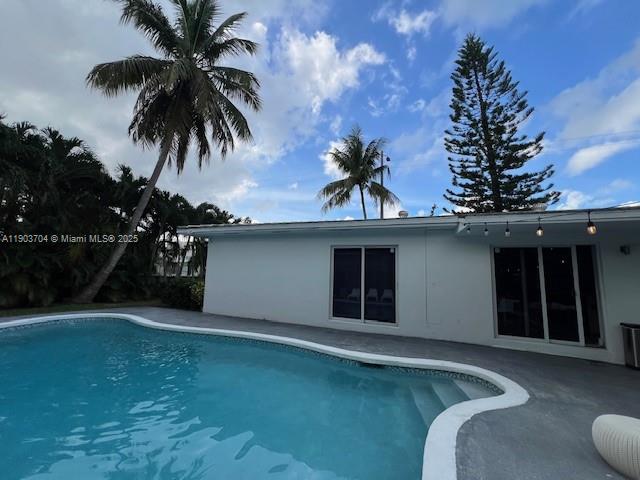 201 NE 48th St Miami, FL 33137