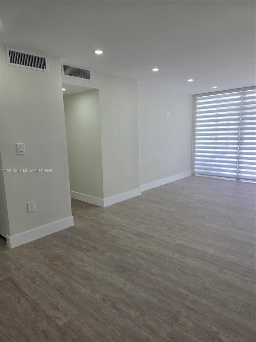 8870 Fontainebleau Blvd #103