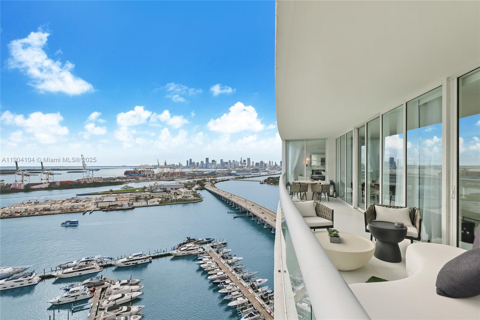 450 Alton Rd #2603 Miami Beach, FL 33139