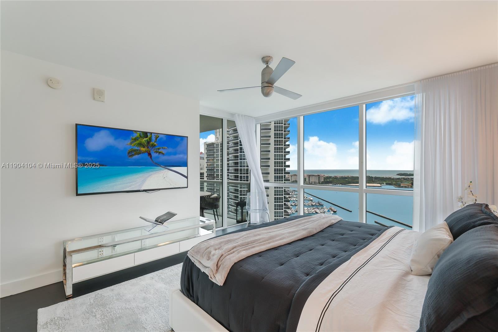 450 Alton Rd #2603 Miami Beach, FL 33139