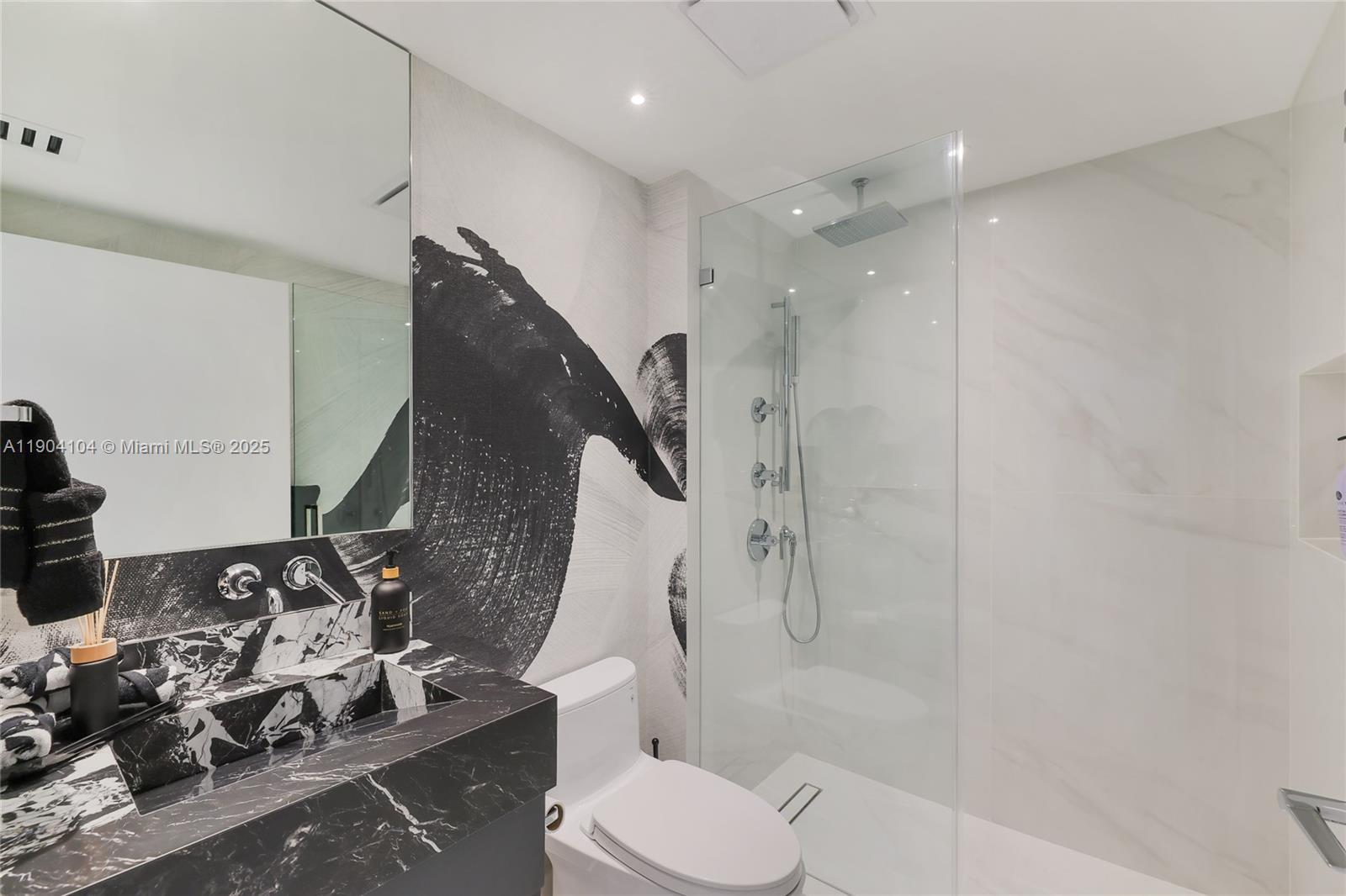 450 Alton Rd #2603 Miami Beach, FL 33139