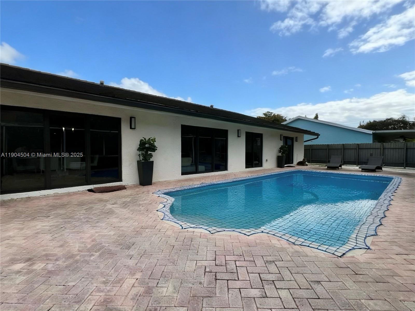 11104 SW 139th Ct Miami, FL 33186