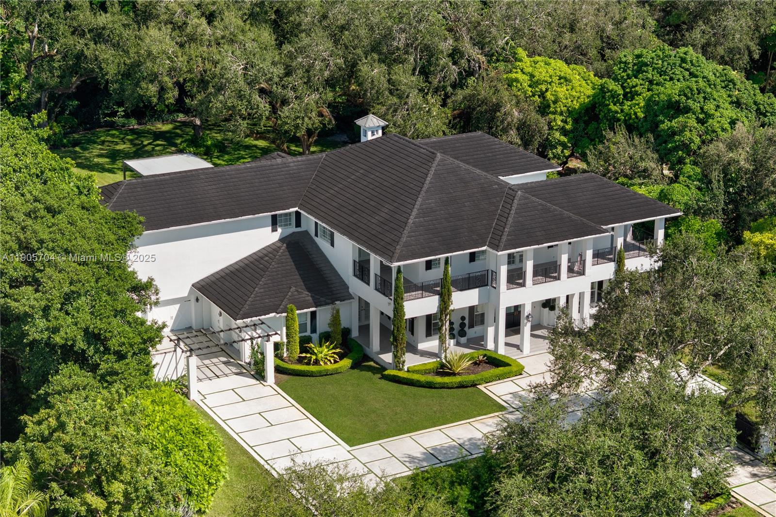 8551 SW 102nd St Miami, FL 33156