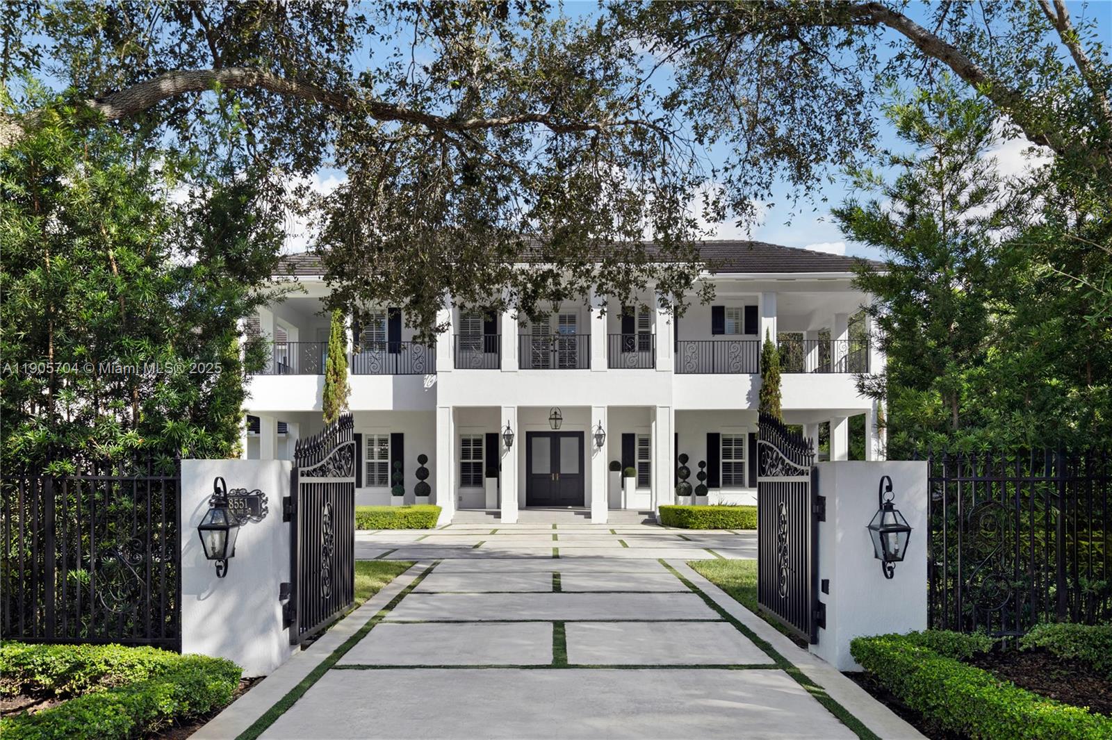 8551 SW 102nd St Miami, FL 33156