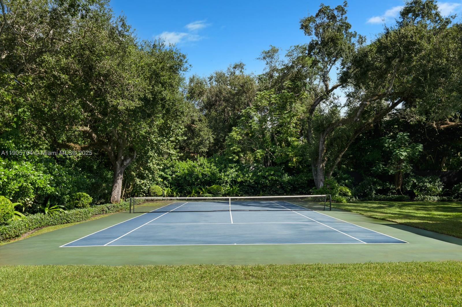 8551 SW 102nd St Miami, FL 33156