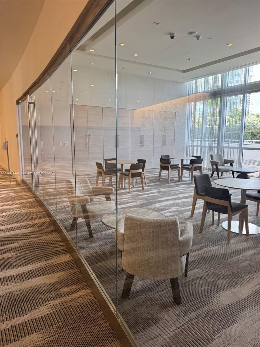 18201 Collins Ave #1408 Sunny Isles Beach, FL 33160