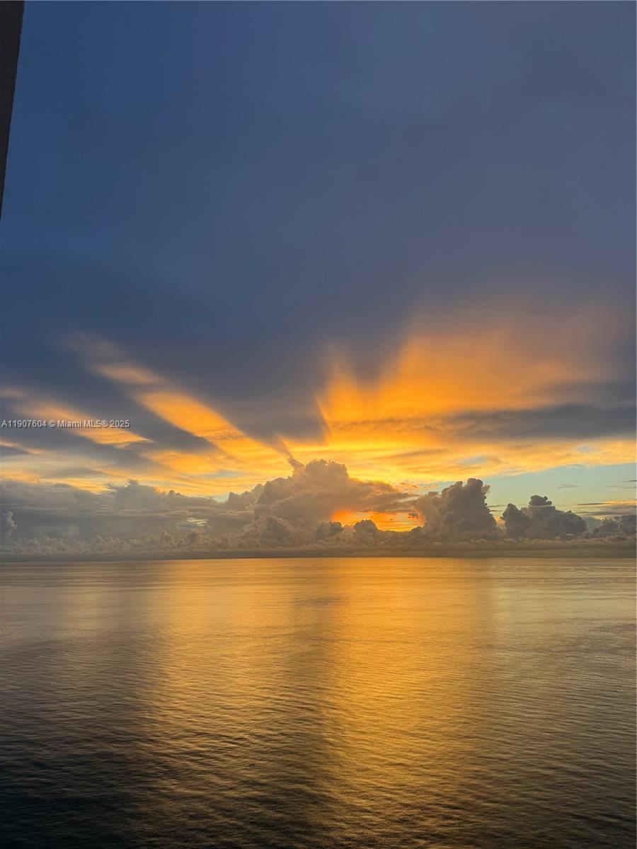 18201 Collins Ave #1408 Sunny Isles Beach, FL 33160