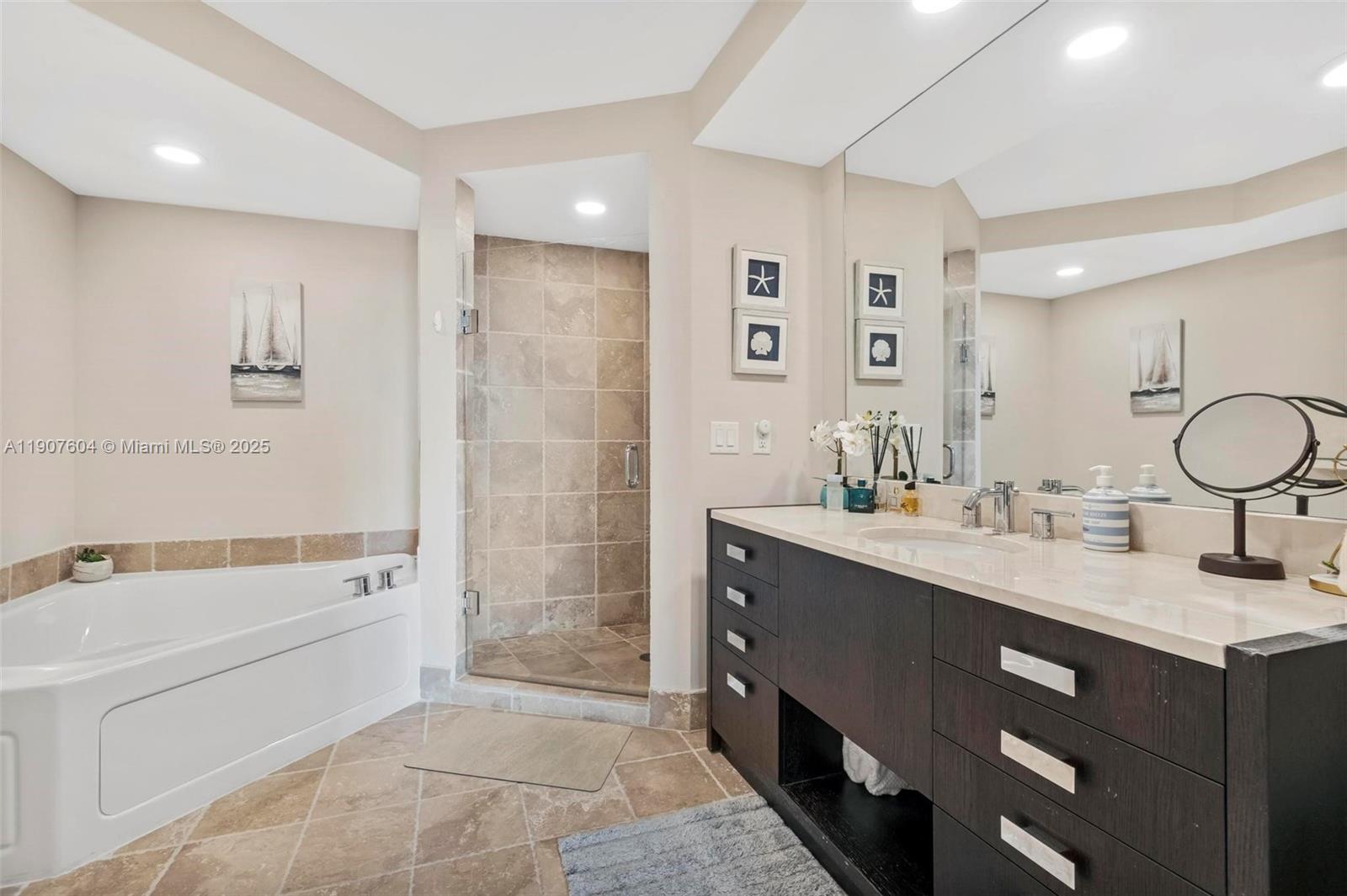 18201 Collins Ave #1408 Sunny Isles Beach, FL 33160