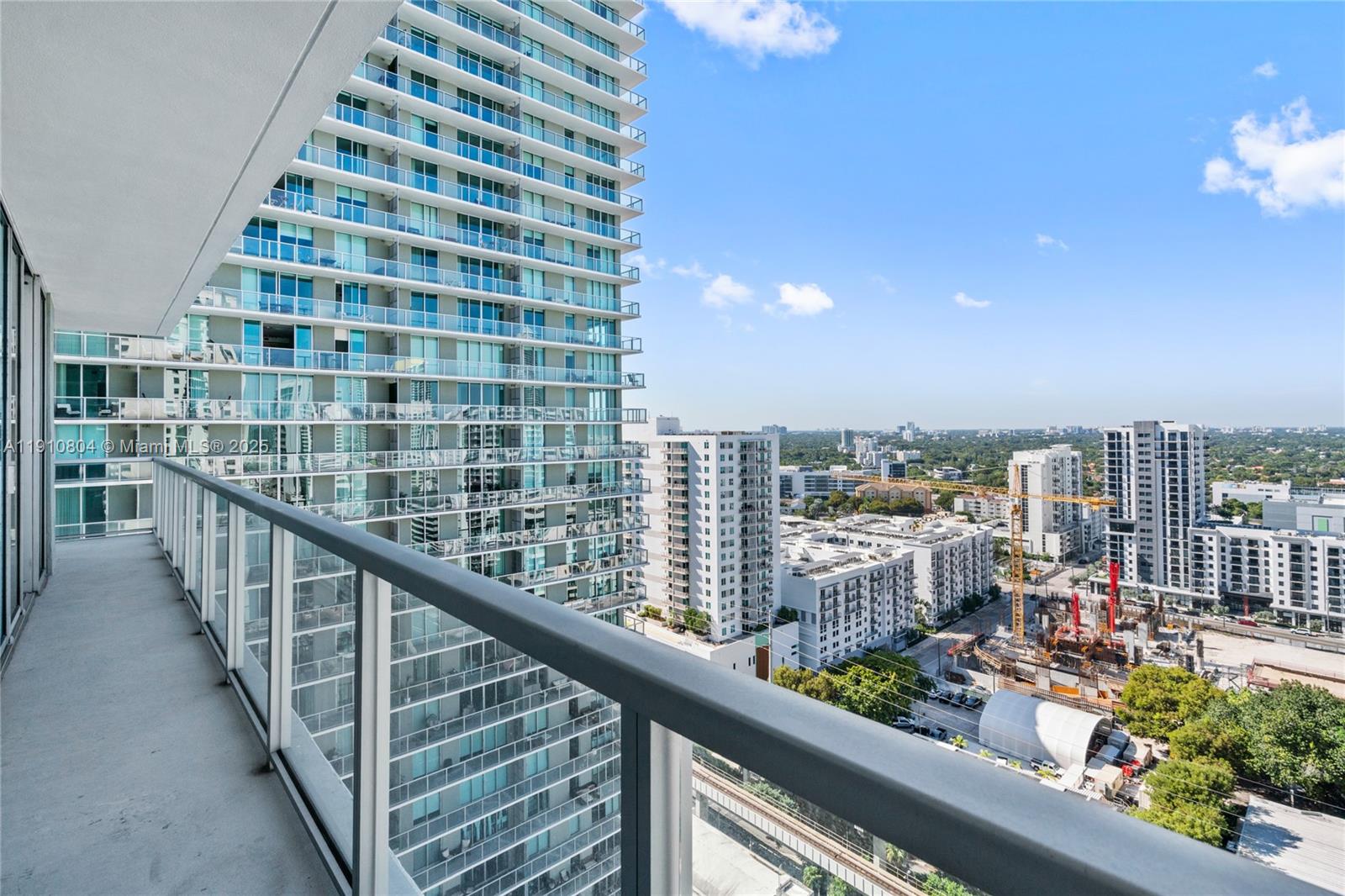 image Axis On Brickell32