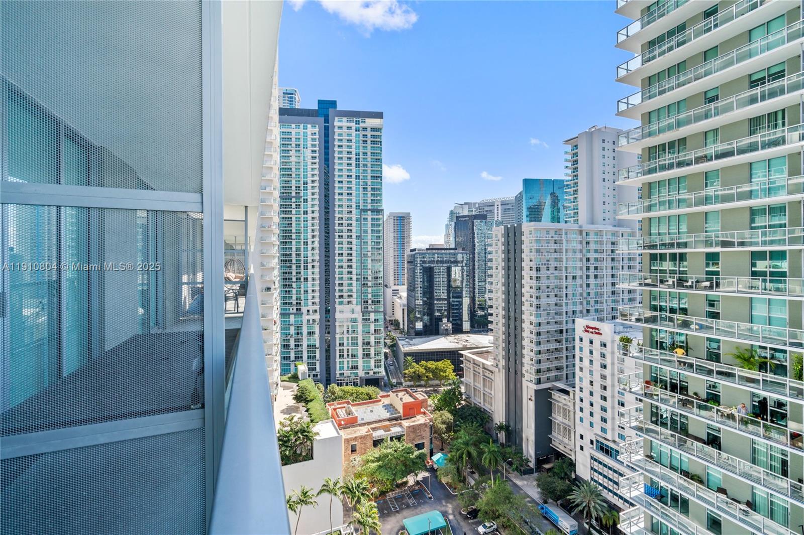 image Axis On Brickell38