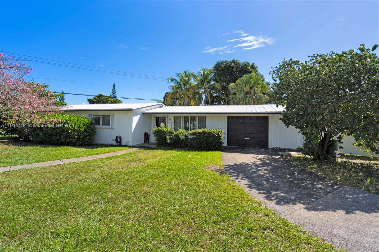 9630 SW 182nd St Palmetto Bay, FL 33157