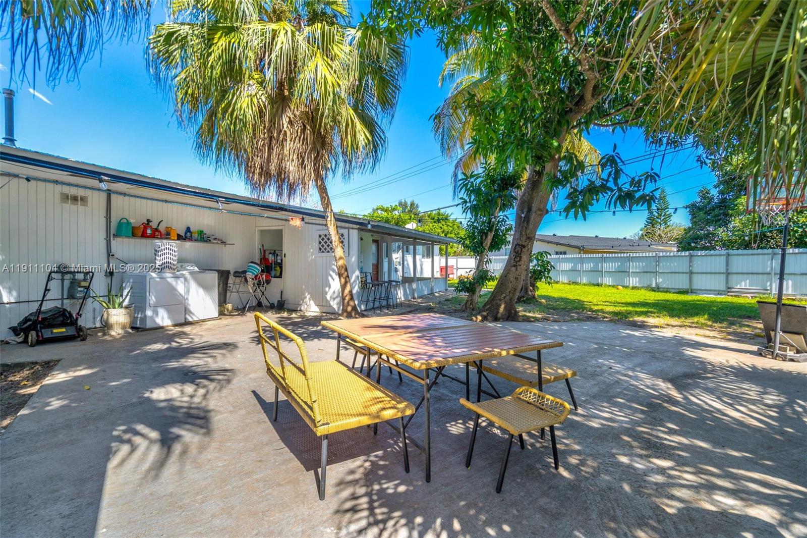 9630 SW 182nd St Palmetto Bay, FL 33157