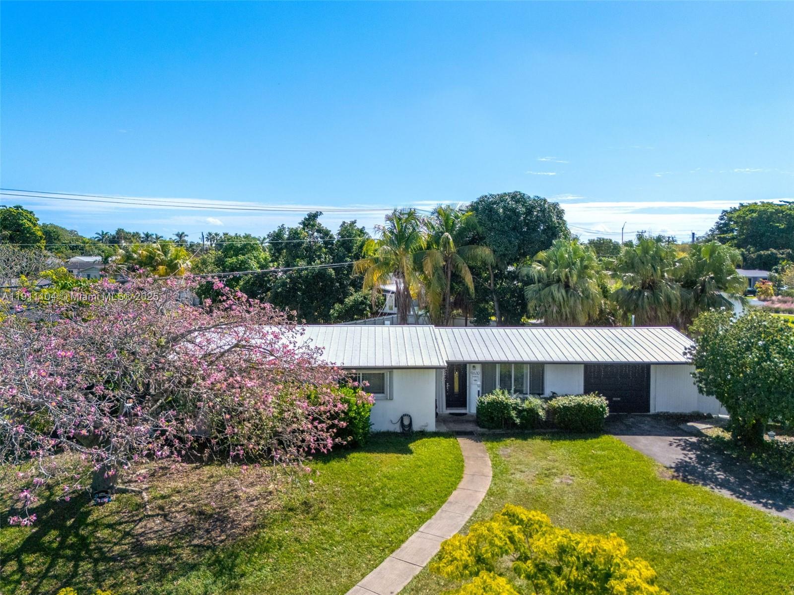 9630 SW 182nd St Palmetto Bay, FL 33157