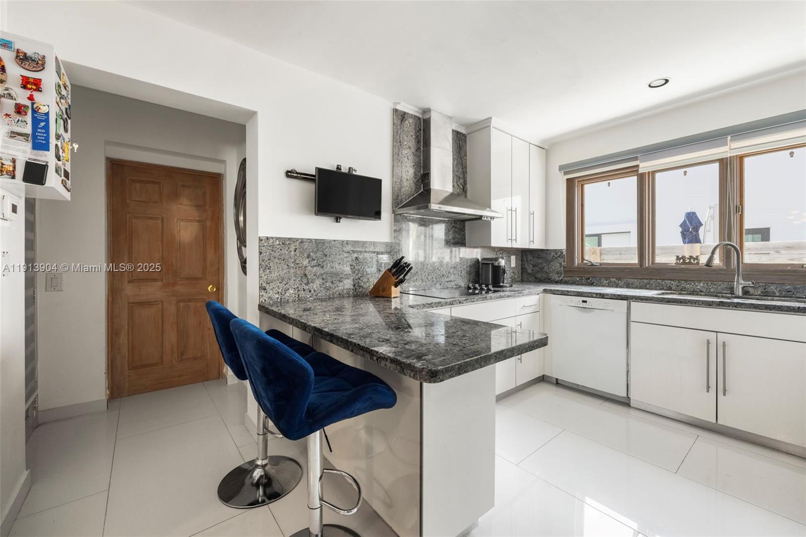 4120 Hardie Ave Miami, FL 33133