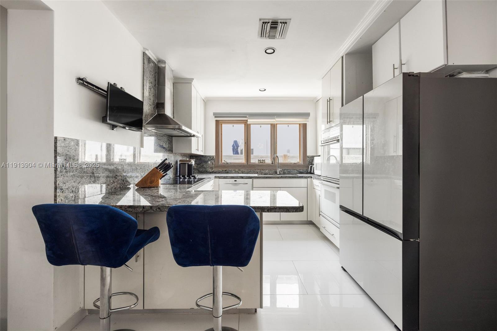 4120 Hardie Ave Miami, FL 33133