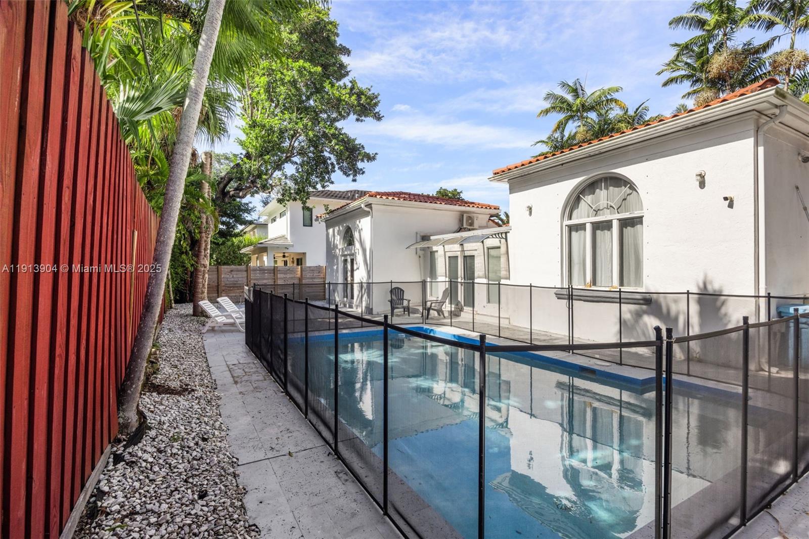 4120 Hardie Ave Miami, FL 33133