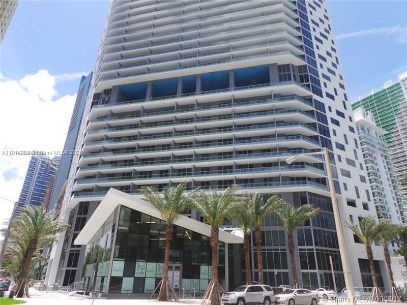 1300 Brickell Bay Dr #1807