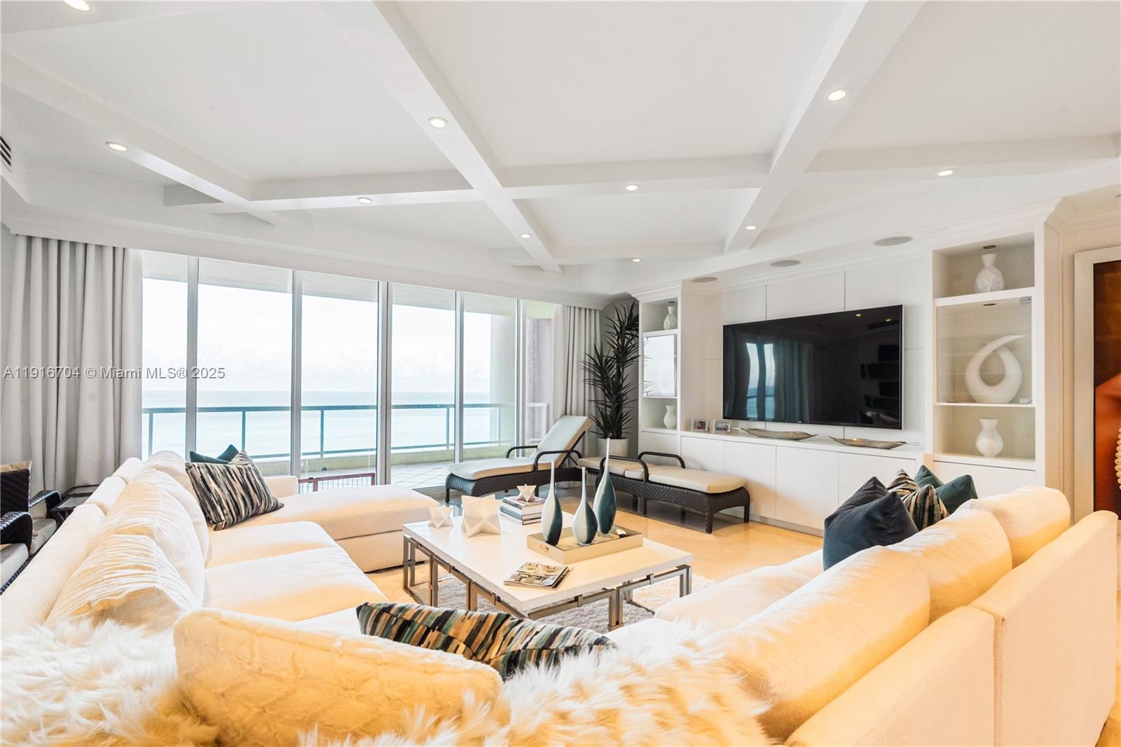 2100 N Ocean Blvd #30A Fort Lauderdale, FL 33305