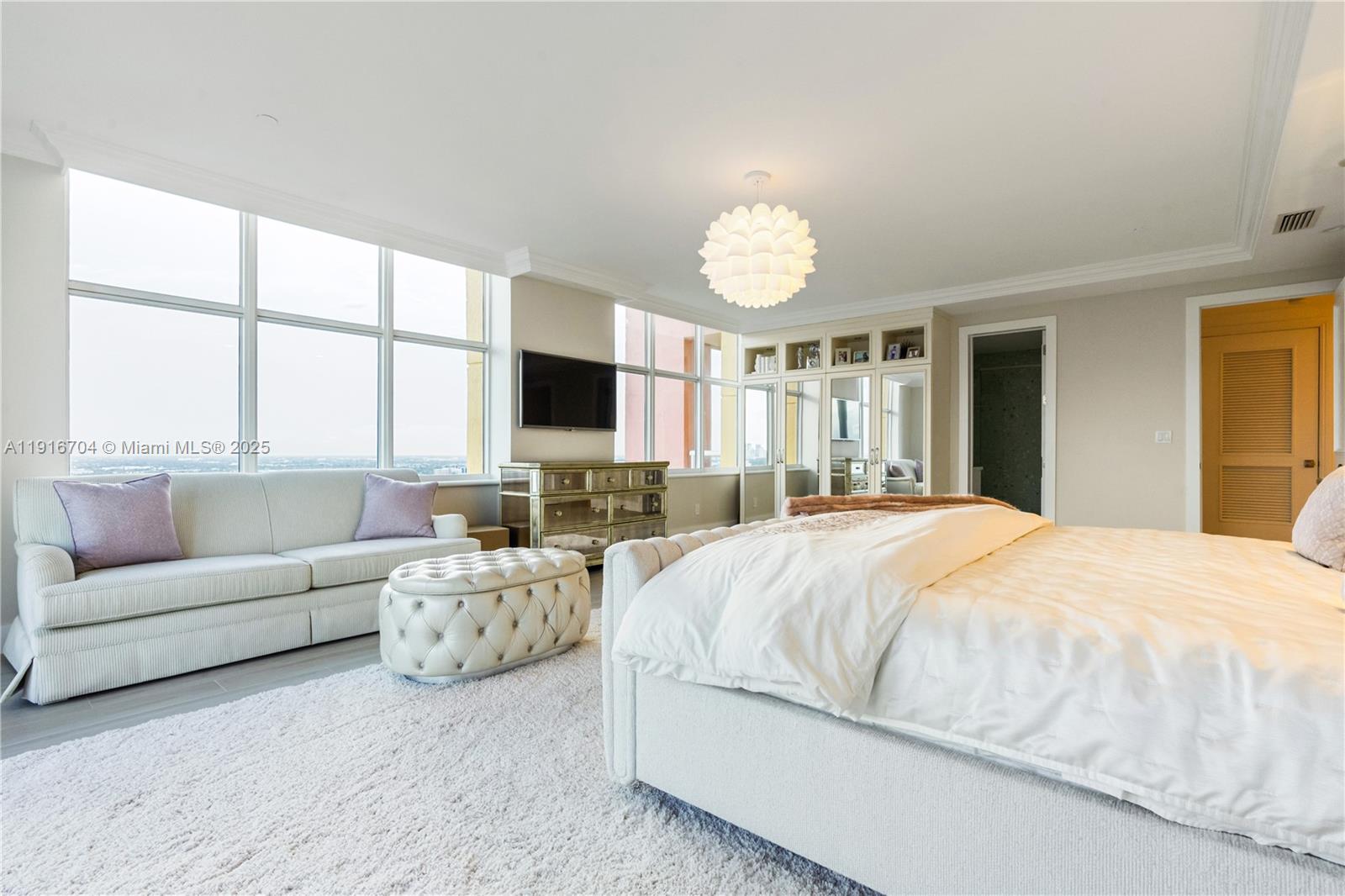 2100 N Ocean Blvd #30A Fort Lauderdale, FL 33305