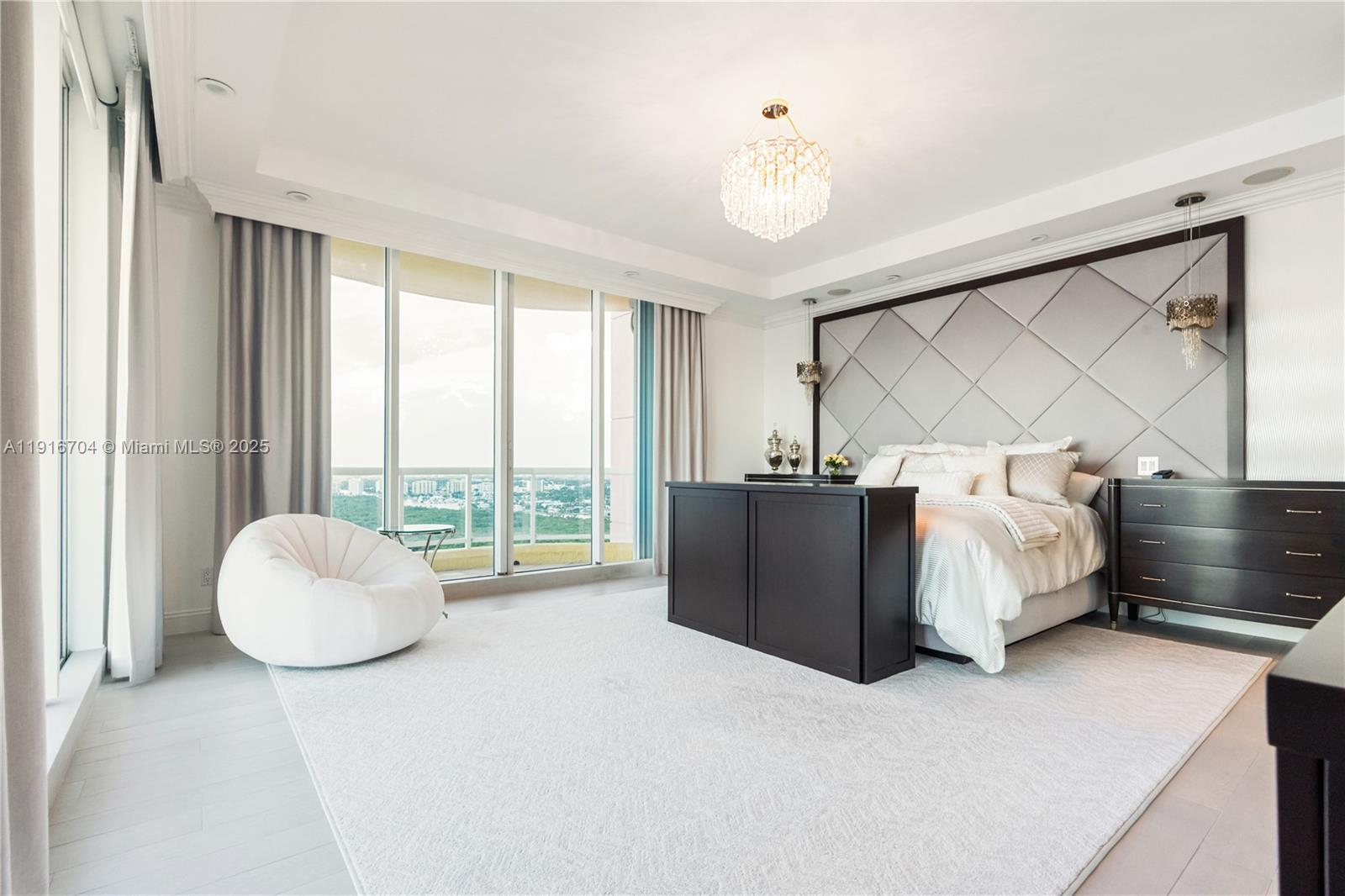 2100 N Ocean Blvd #30A Fort Lauderdale, FL 33305