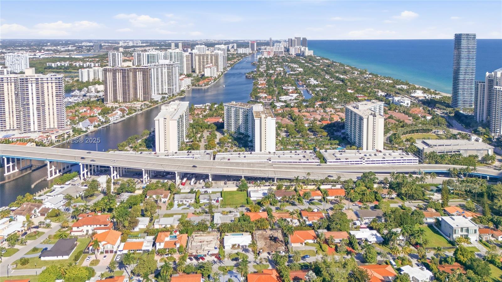 272 191st Ter Sunny Isles Beach, FL 33160