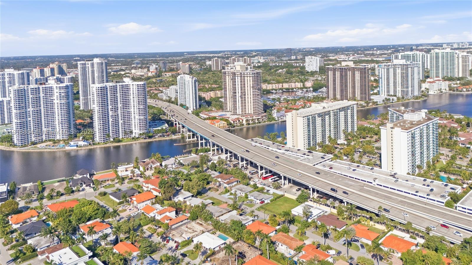 272 191st Ter Sunny Isles Beach, FL 33160