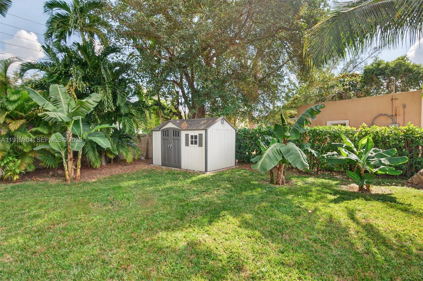 6255 SW 62nd Ct South Miami, FL 33143