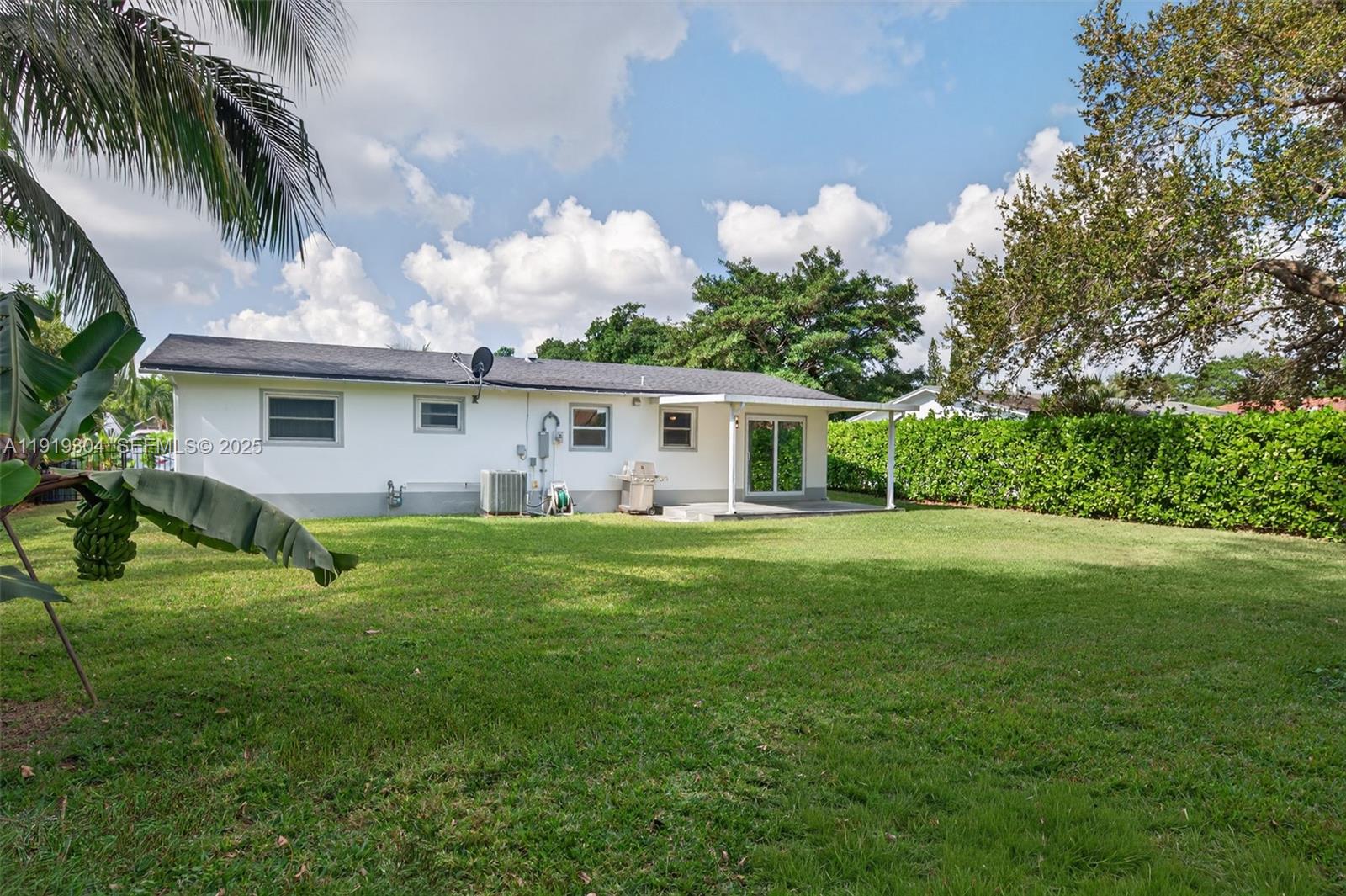6255 SW 62nd Ct South Miami, FL 33143