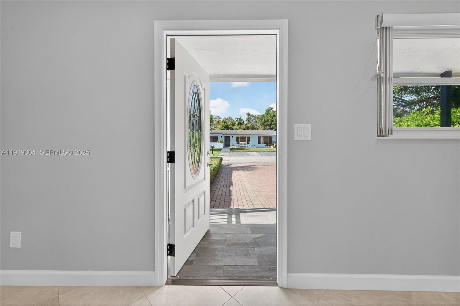 6255 SW 62nd Ct South Miami, FL 33143