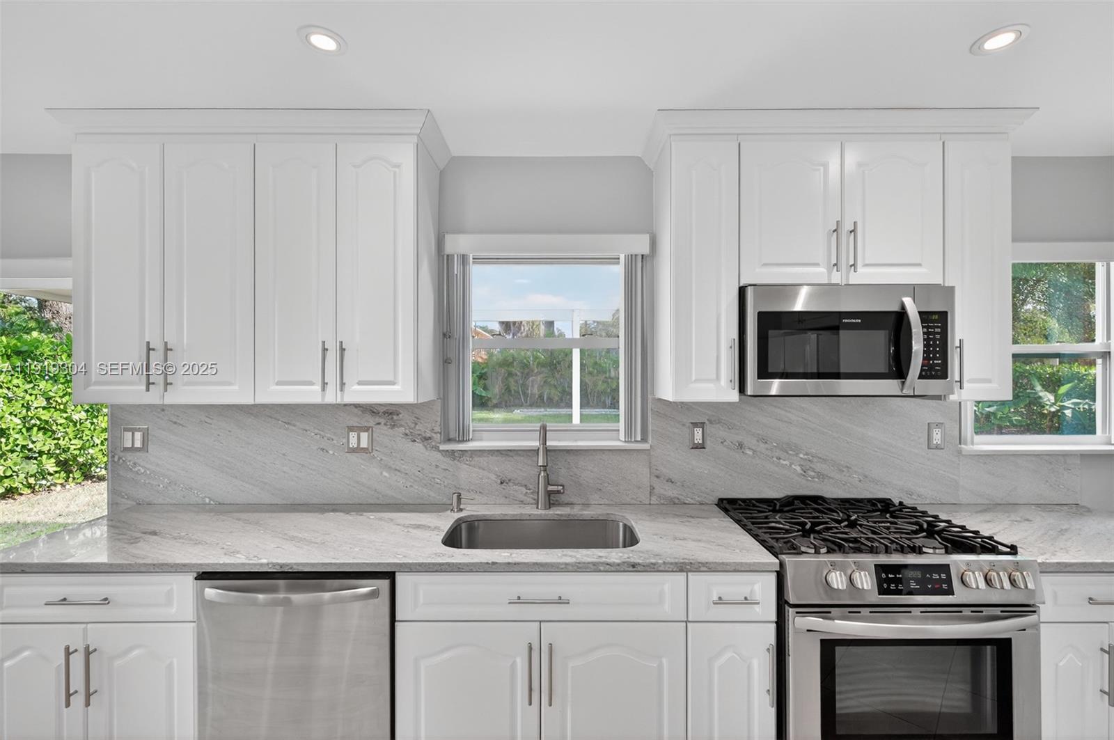 6255 SW 62nd Ct South Miami, FL 33143