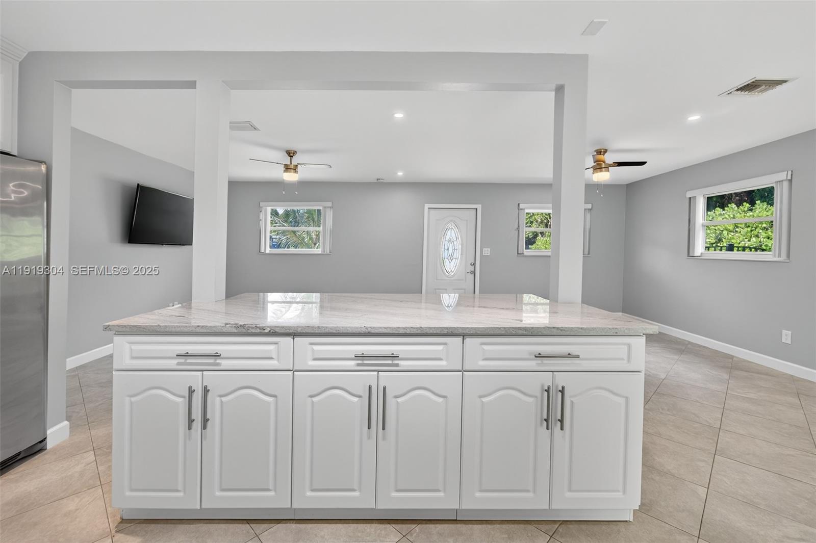 6255 SW 62nd Ct South Miami, FL 33143