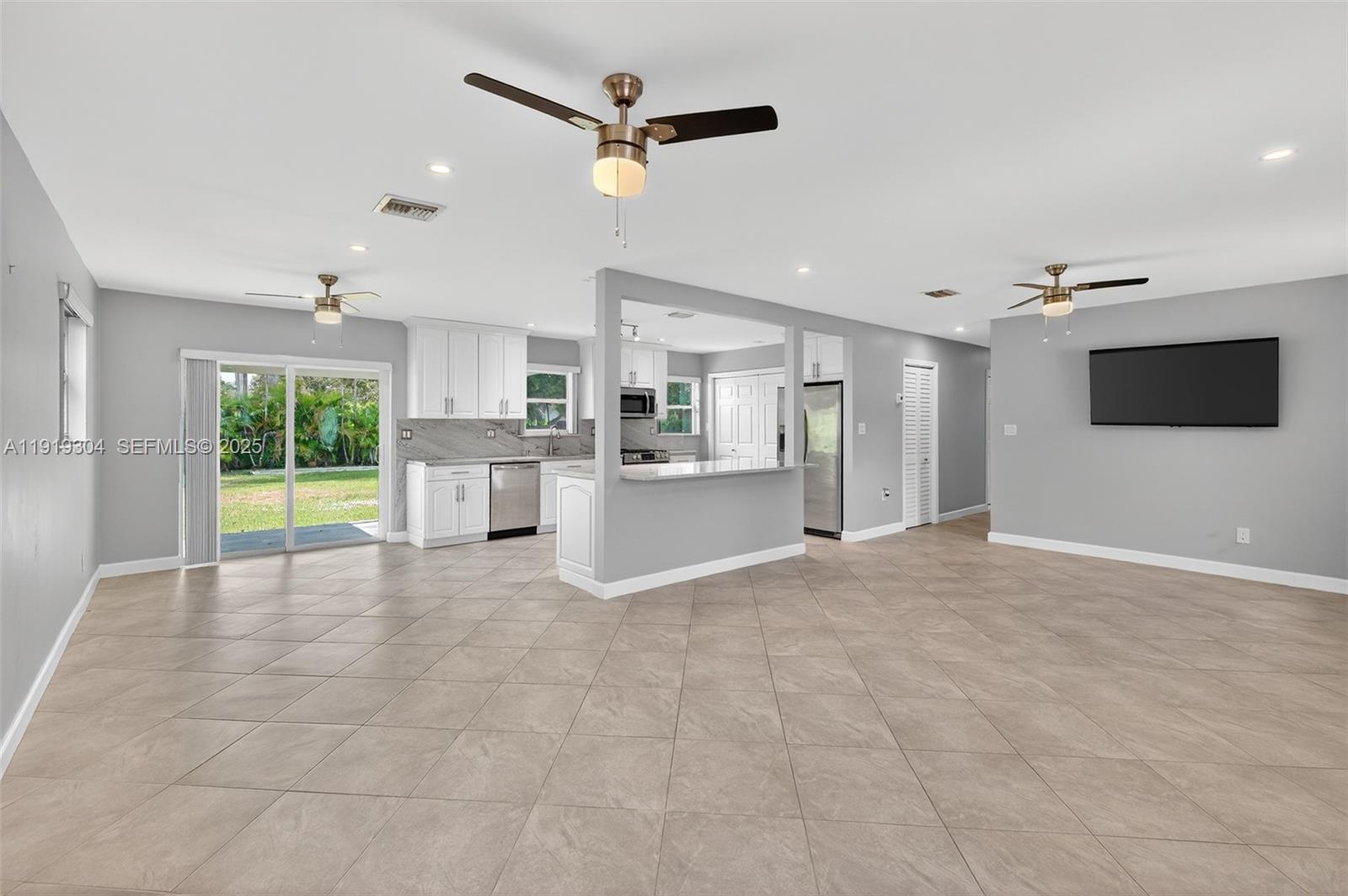 6255 SW 62nd Ct South Miami, FL 33143