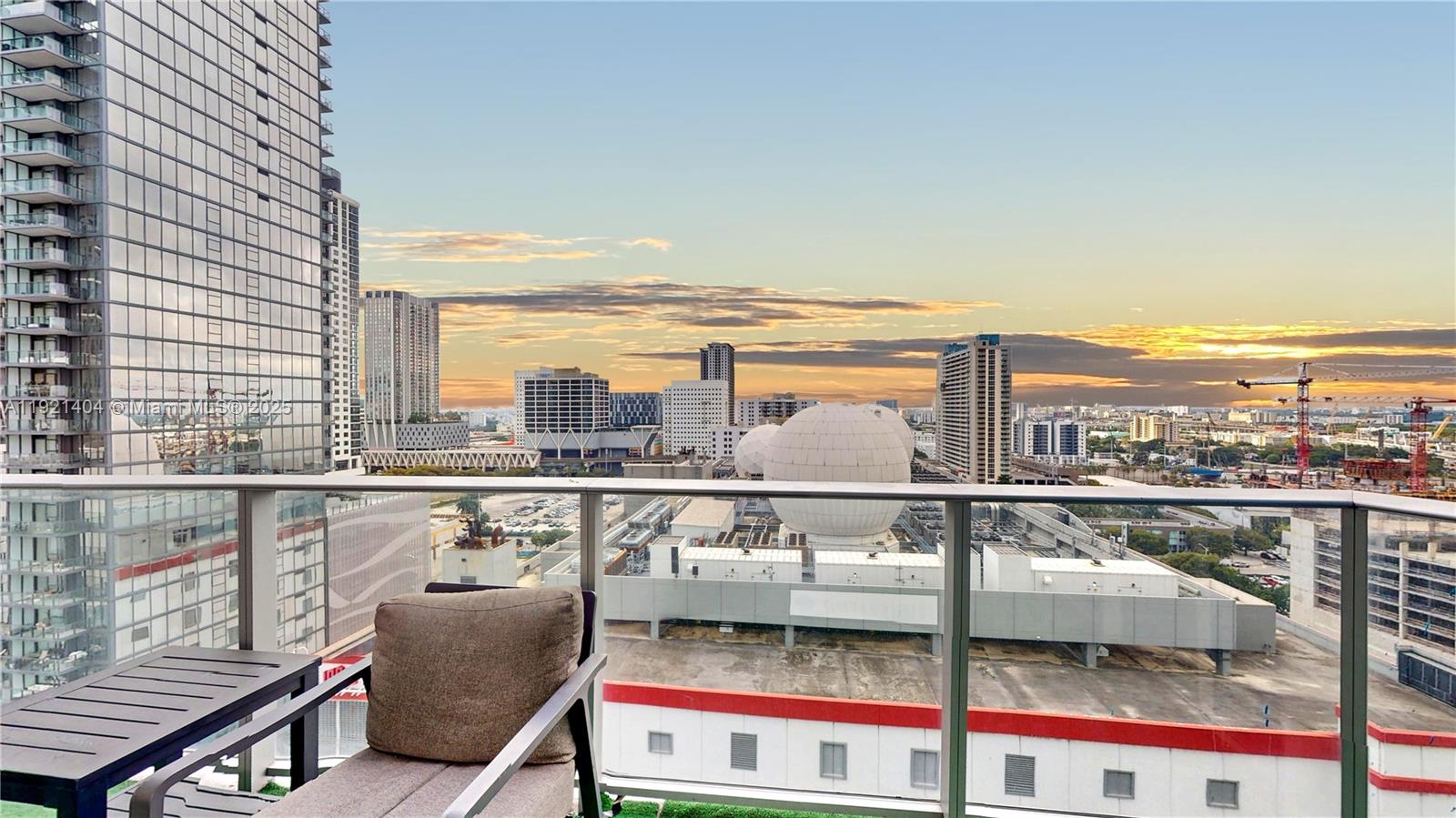 851 NE 1st Ave #1508 Miami, FL 33132