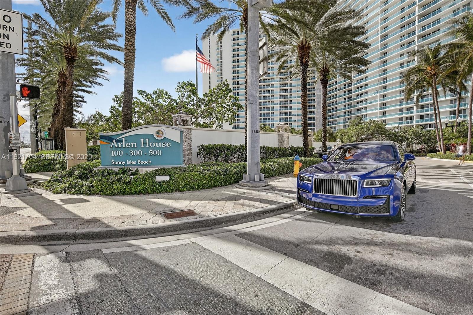 image Arlen House Condo5