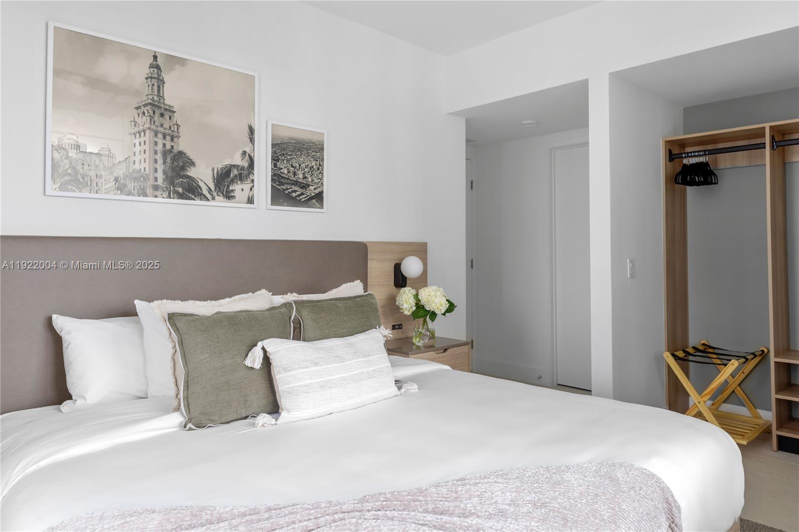 159 NE 6th St #3002 Miami, FL 33132