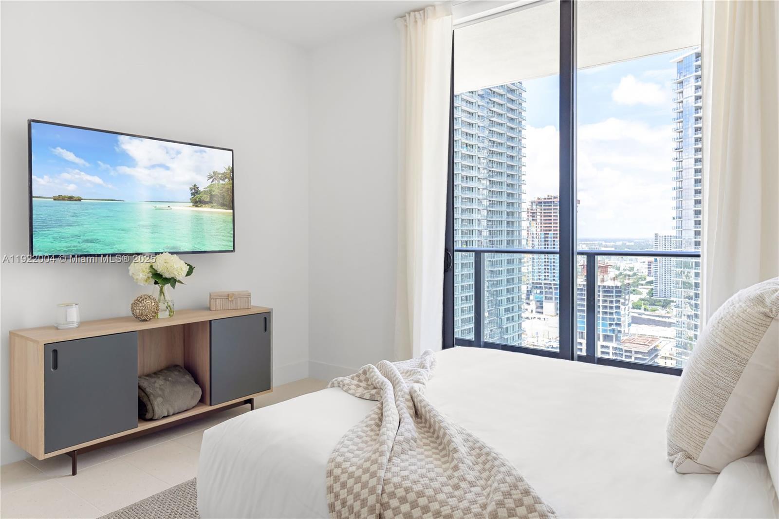 159 NE 6th St #3002 Miami, FL 33132