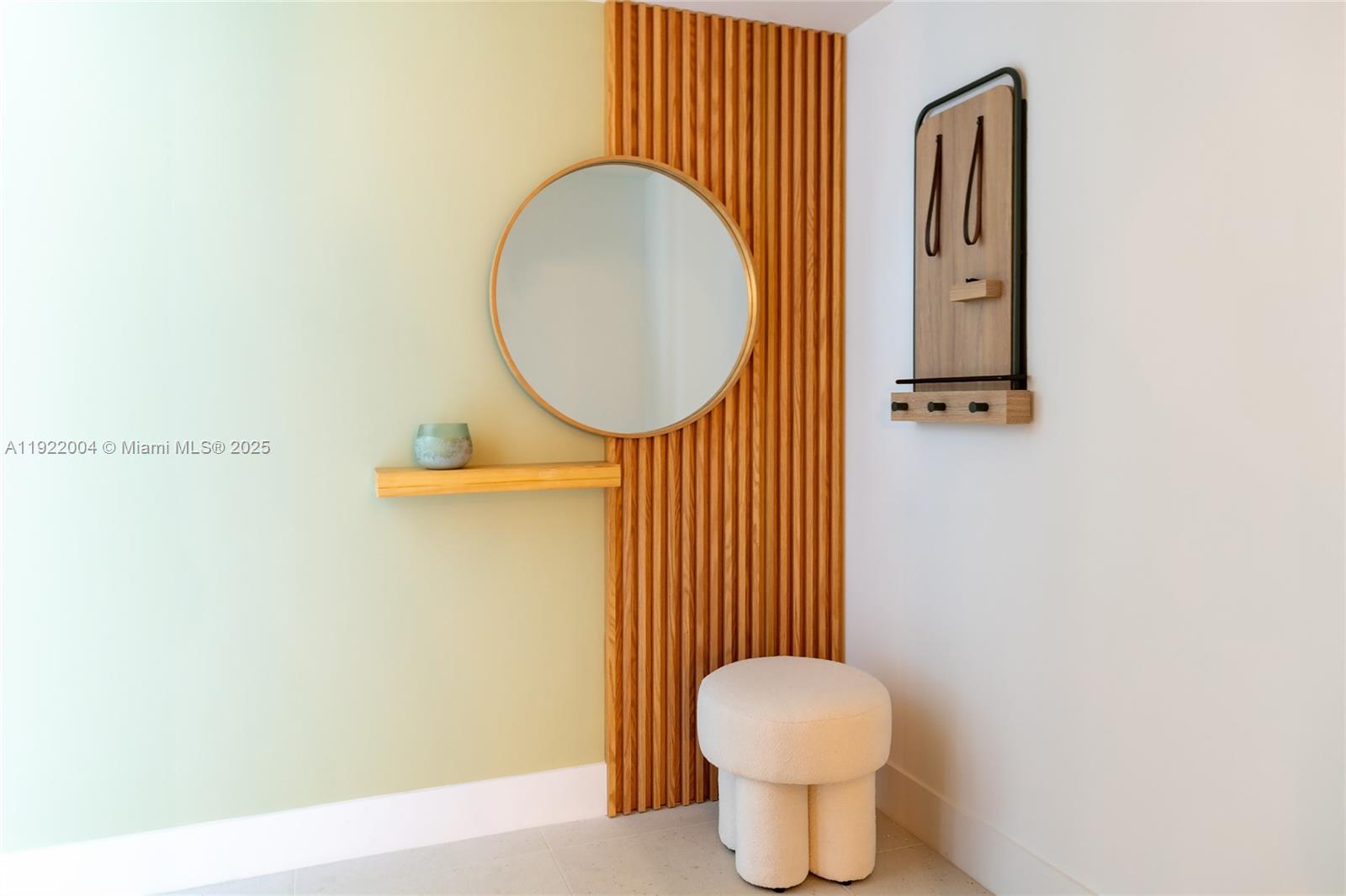 159 NE 6th St #3002 Miami, FL 33132