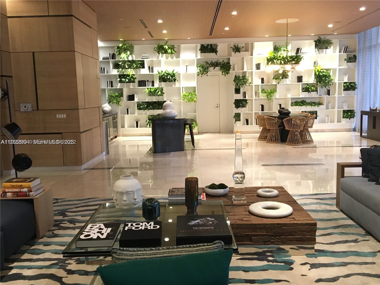 image Brickell Heights West21