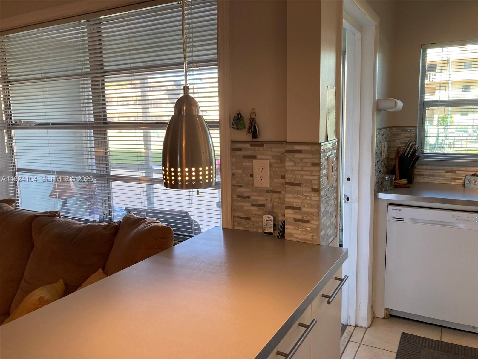 5300 Washington St #N117 Hollywood, FL 33021