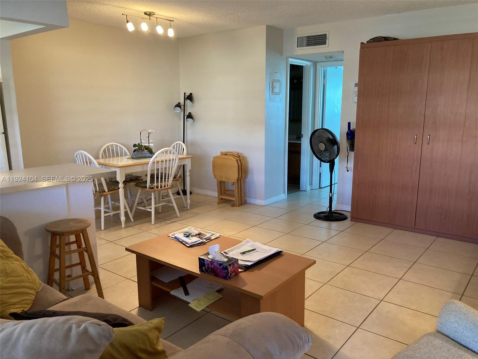 5300 Washington St #N117 Hollywood, FL 33021