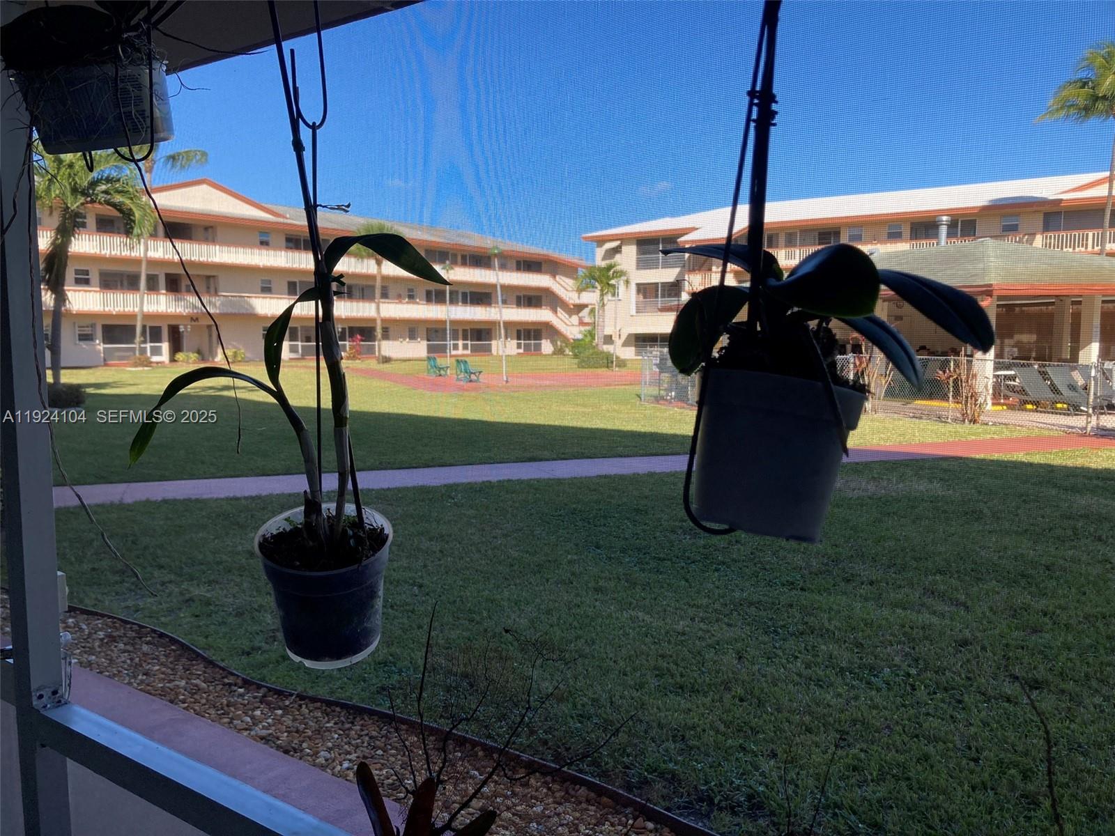 5300 Washington St #N117 Hollywood, FL 33021